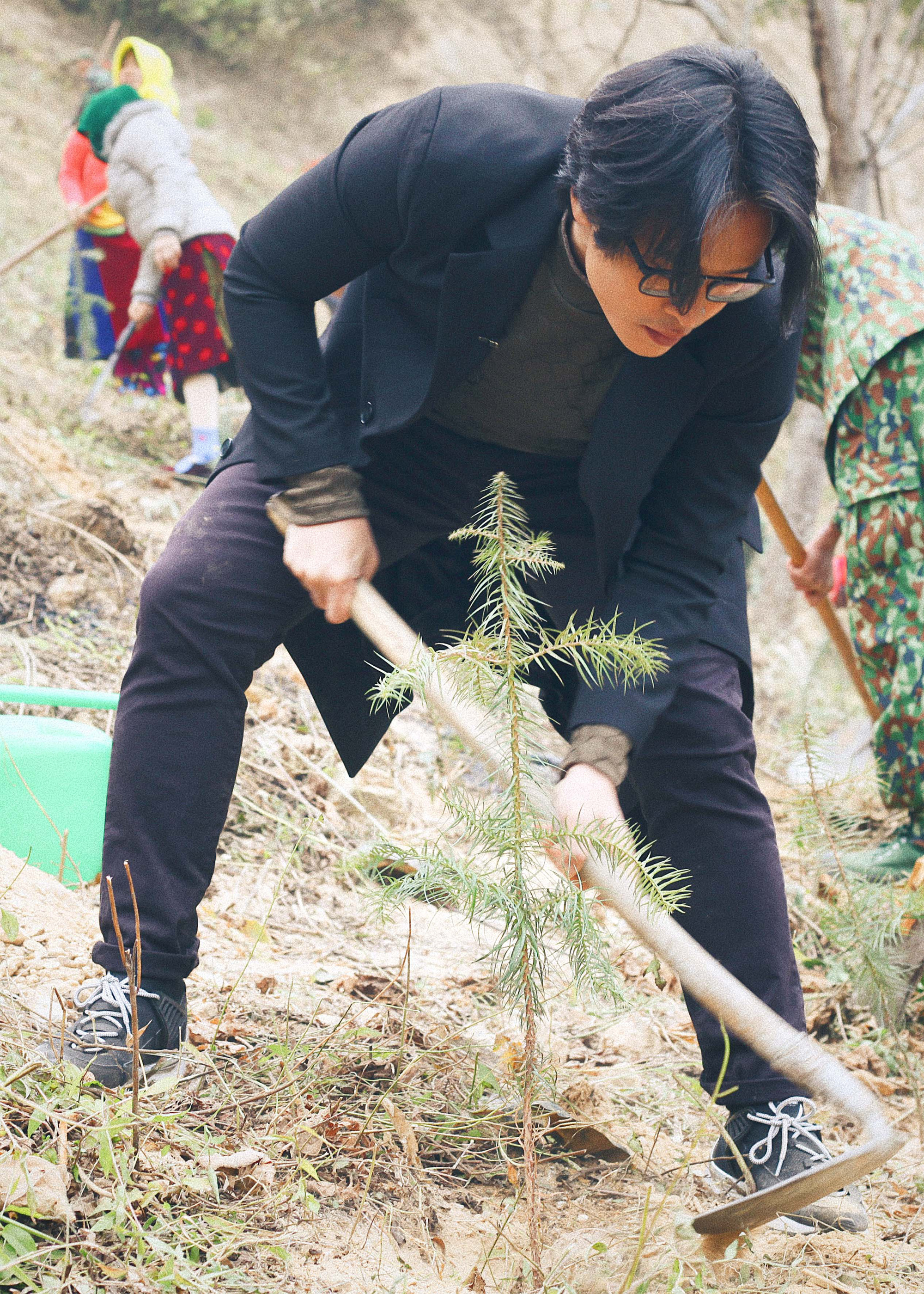 Hà Anh Tuấn: Thế hệ tôi đang là dấu gạch nối của nhiều thứ - Ảnh 4. Hà Anh Tuấn: Thế hệ tôi đang là dấu gạch nối của nhiều thứ - Ảnh 4.