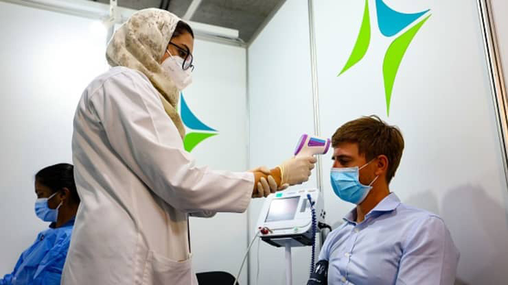 Chống dịch COVID-19 hiệu quả, UAE có bí quyết gì đặc biệt? - Ảnh 1. Chống dịch COVID-19 hiệu quả, UAE có bí quyết gì đặc biệt? - Ảnh 1.