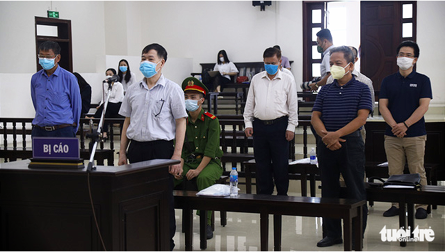 Phúc thẩm vụ Ethanol Phú Thọ: Không triệu tập ông Đinh La Thăng, Trịnh Xuân Thanh - Ảnh 1. Phúc thẩm vụ Ethanol Phú Thọ: Không triệu tập ông Đinh La Thăng, Trịnh Xuân Thanh - Ảnh 1.