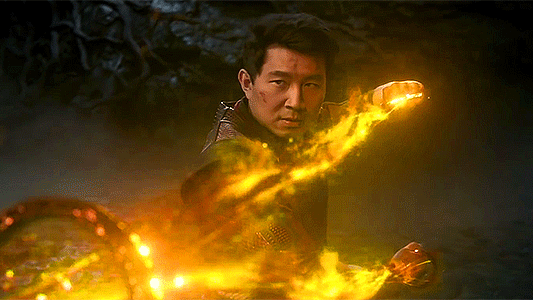 Thắng lớn ở Mỹ, siêu anh hùng châu Á Shang-Chi còn bị miệt thị ở Trung Quốc? - Ảnh 2. Thắng lớn ở Mỹ, siêu anh hùng châu Á Shang-Chi còn bị miệt thị ở Trung Quốc? - Ảnh 2.