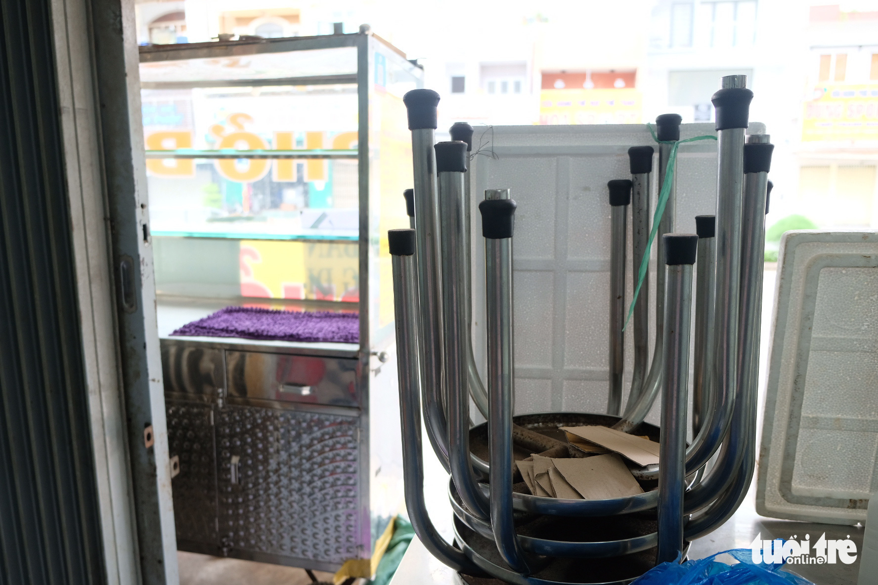 Quán bún bò, cơm tấm... ở TP.HCM chưa thể bán lại vì không mua được nguyên liệu nấu - Ảnh 9. Quán bún bò, cơm tấm... ở TP.HCM chưa thể bán lại vì không mua được nguyên liệu nấu - Ảnh 9.