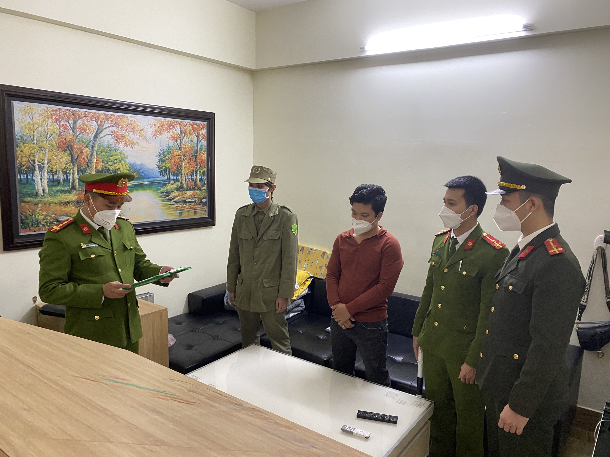 Mua đi bán lại dữ liệu cá nhân, kiếm hơn 2 tỉ đồng trong 1 năm - Ảnh 1. Mua đi bán lại dữ liệu cá nhân, kiếm hơn 2 tỉ đồng trong 1 năm - Ảnh 1.