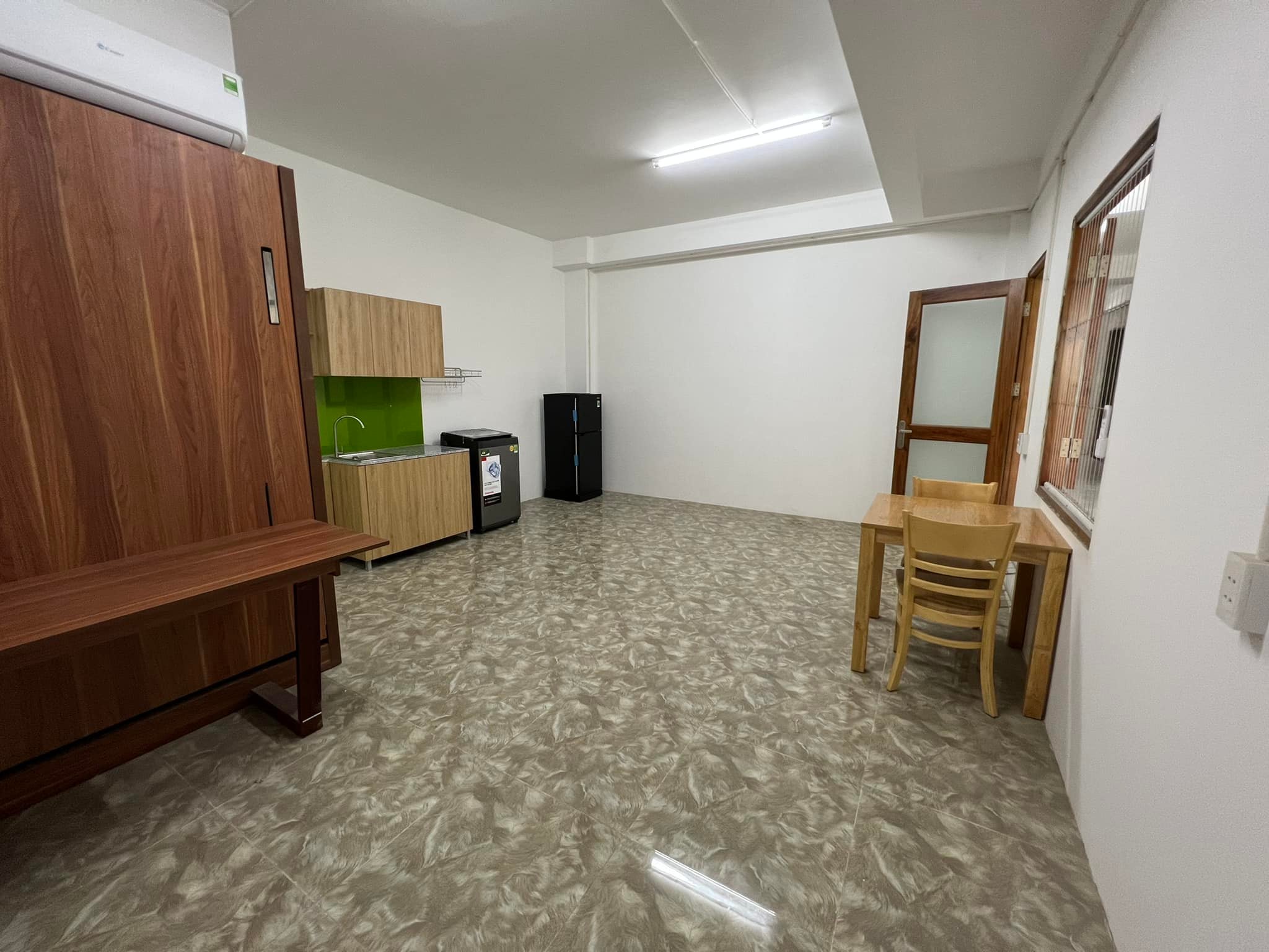 Sinh viên lo tìm phòng trọ để sau Tết trở lại TP.HCM học trực tiếp - Ảnh 1. Sinh viên lo tìm phòng trọ để sau Tết trở lại TP.HCM học trực tiếp - Ảnh 1.