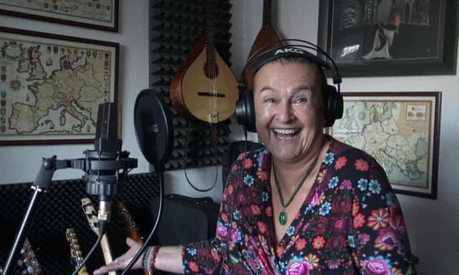 Nữ ca sĩ Czech qua đời sau khi cố tình nhiễm COVID-19 - Ảnh 1. Nữ ca sĩ Czech qua đời sau khi cố tình nhiễm COVID-19 - Ảnh 1.