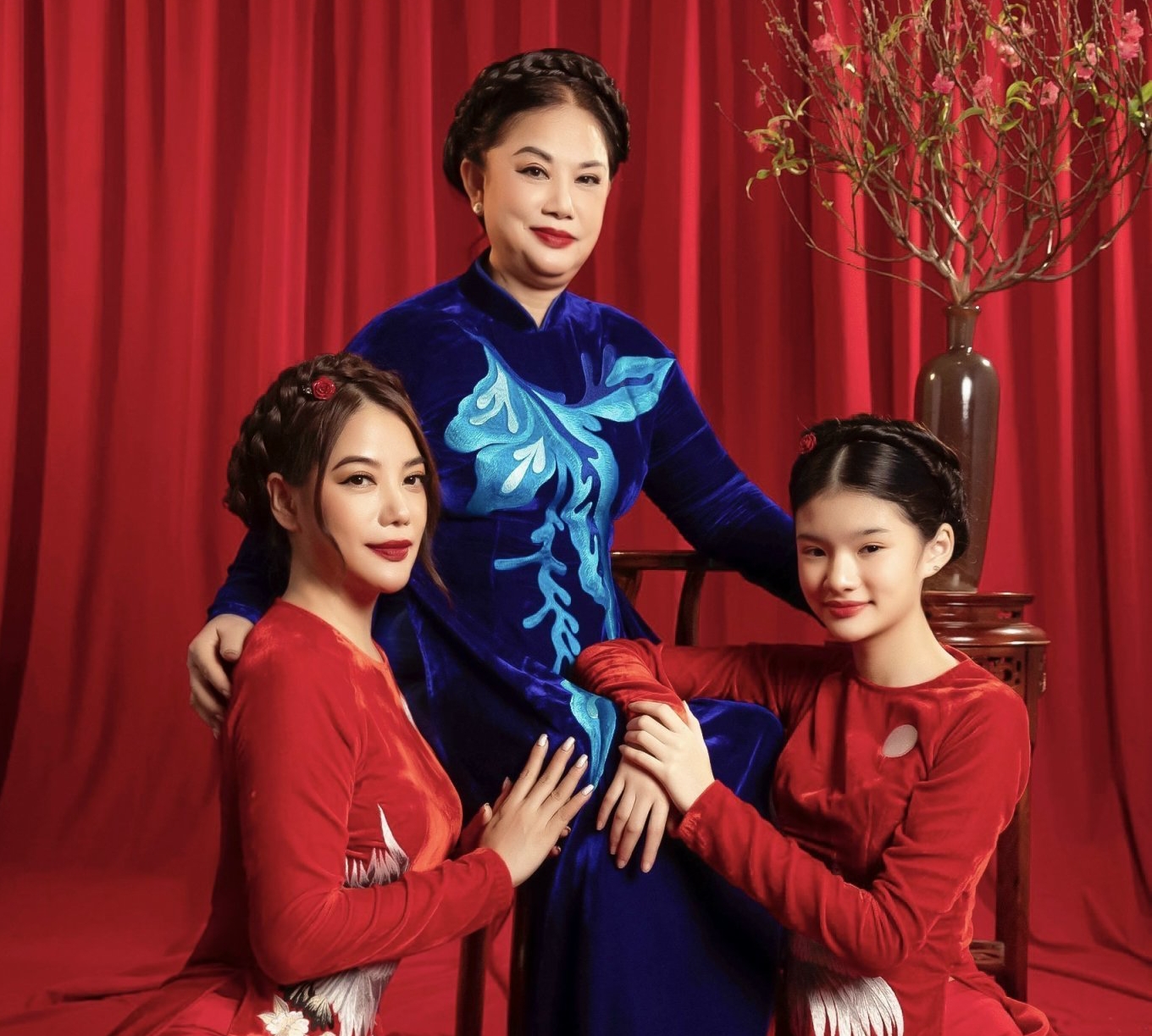 Tlinh xin lỗi Trấn Thành sau khi yêu cầu MC hỏi tinh tế hơn trên sóng truyền hình - Ảnh 4. Tlinh xin lỗi Trấn Thành sau khi yêu cầu MC hỏi tinh tế hơn trên sóng truyền hình - Ảnh 4.