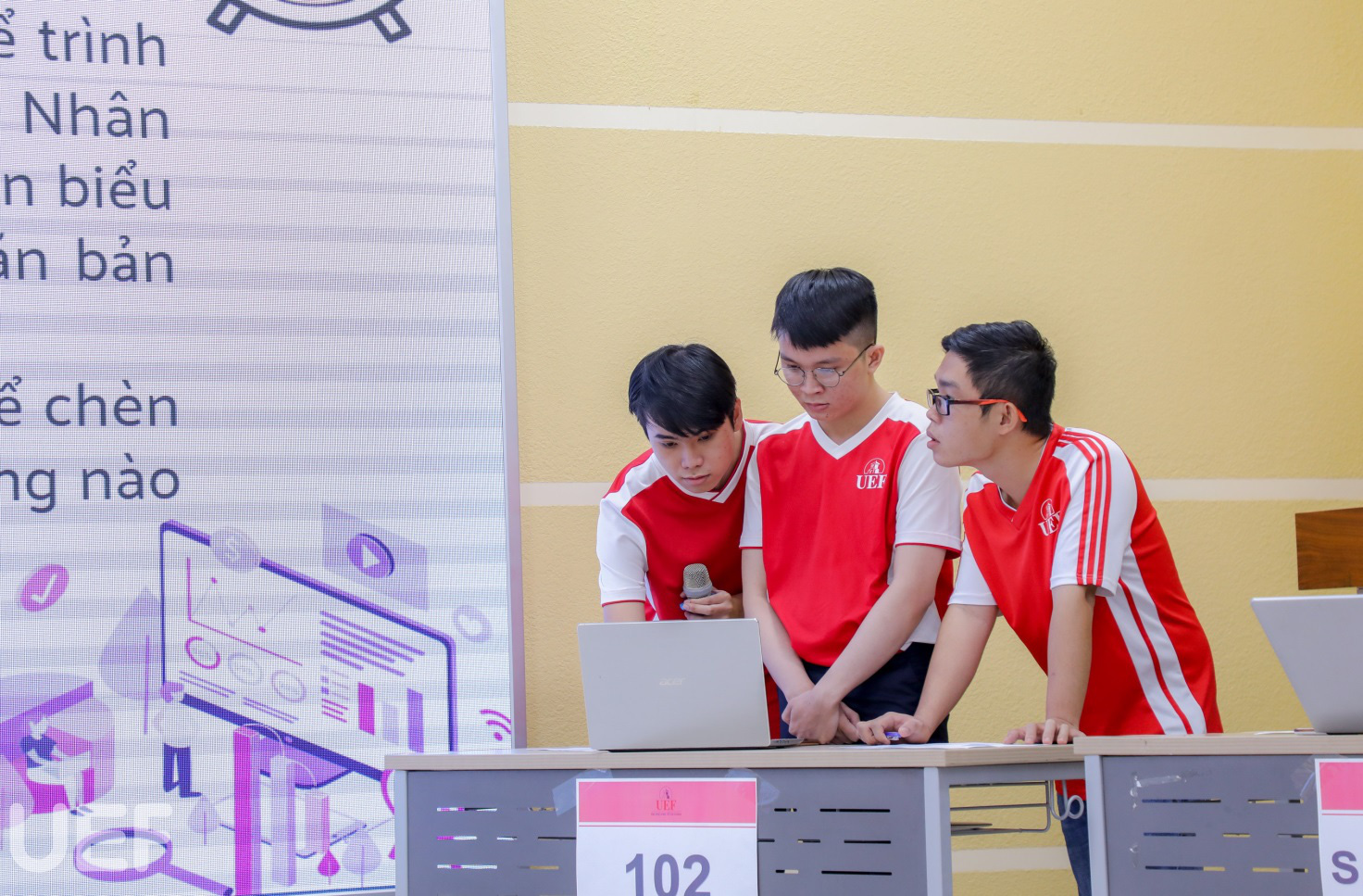 Học đại học là hành trình tìm về ‘đứa trẻ bên trong’ của mỗi cá nhân gen Z - Ảnh 2. Học đại học là hành trình tìm về ‘đứa trẻ bên trong’ của mỗi cá nhân gen Z - Ảnh 2.