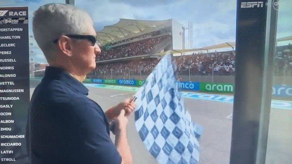 Tim Apple lamely waves chequered flag at US Grand Prix
