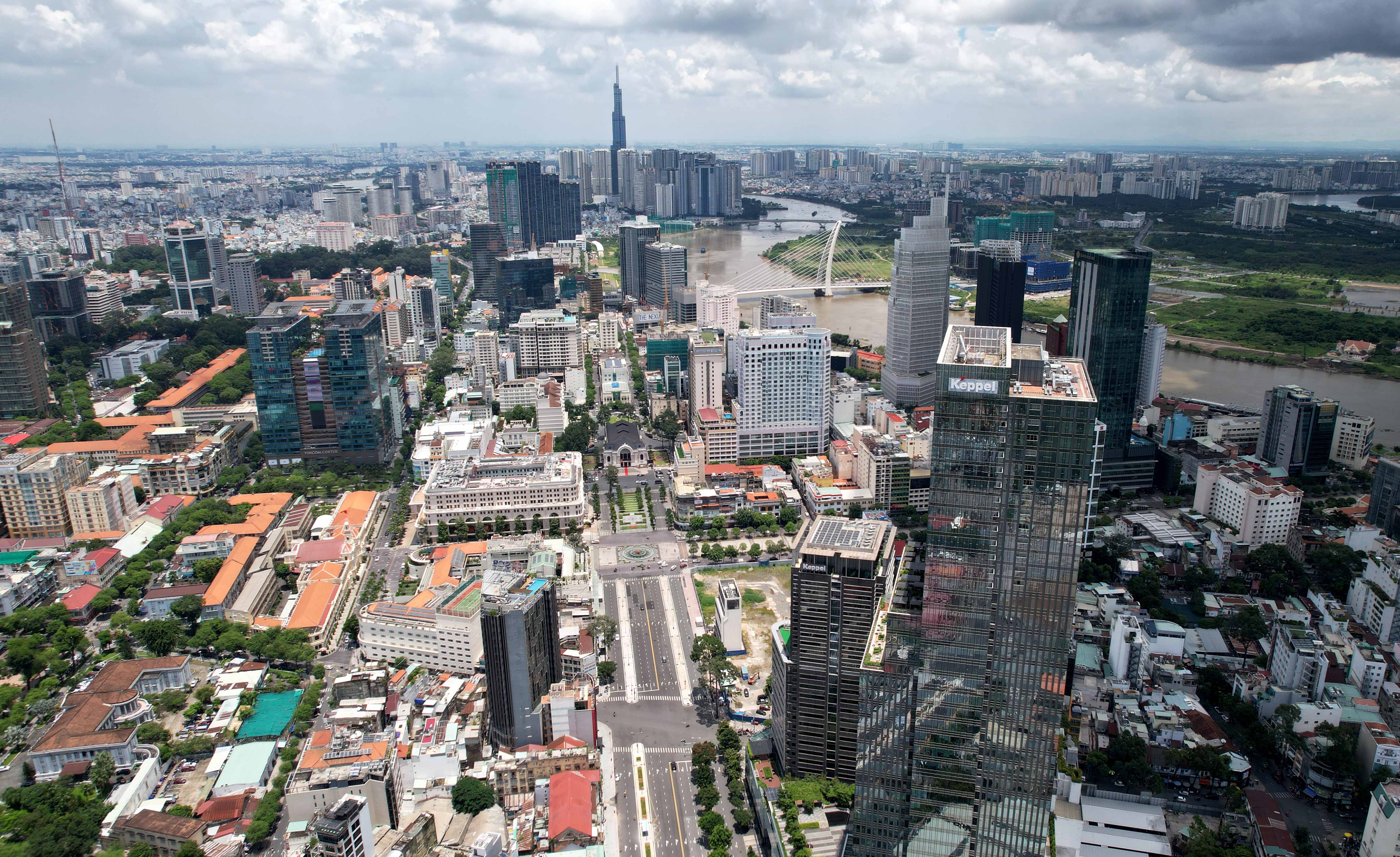 Tin tức sáng 30-9: Lịch lương hưu tháng 10; Tài sản ông Phạm Nhật Vượng vượt huyền thoại Ray Dalio - Ảnh 5.