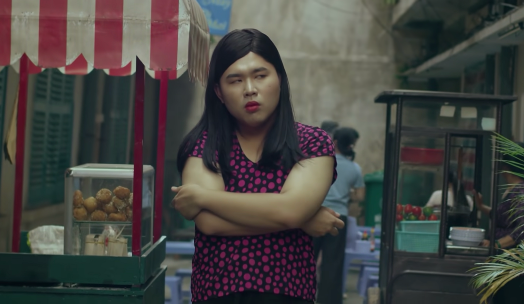 Hẻm cụt và lời đáp trả của Trấn Thành sau một năm bị nghi ngờ, chỉ trích - Ảnh 3. Hẻm cụt và lời đáp trả của Trấn Thành sau một năm bị nghi ngờ, chỉ trích - Ảnh 3.