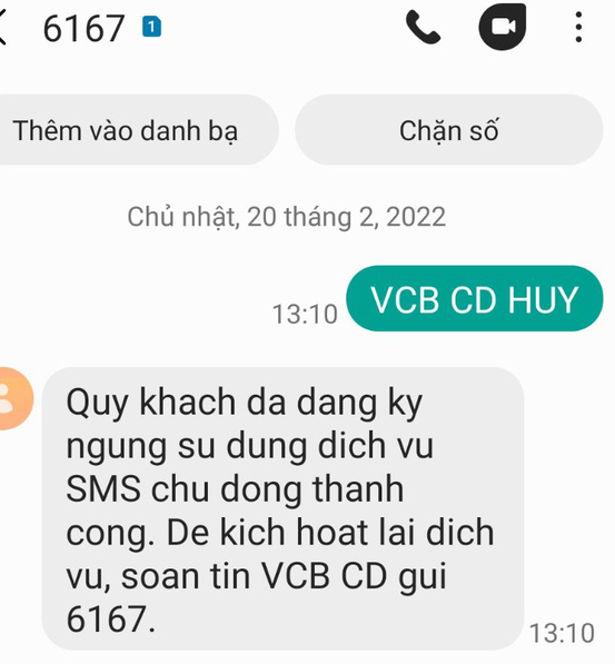 Người dùng đua nhau hủy dịch vụ SMS Banking vì phí ‘cắt cổ, nhà mạng lãnh hậu quả? - Ảnh 1. Người dùng đua nhau hủy dịch vụ SMS Banking vì phí ‘cắt cổ, nhà mạng lãnh hậu quả? - Ảnh 1.