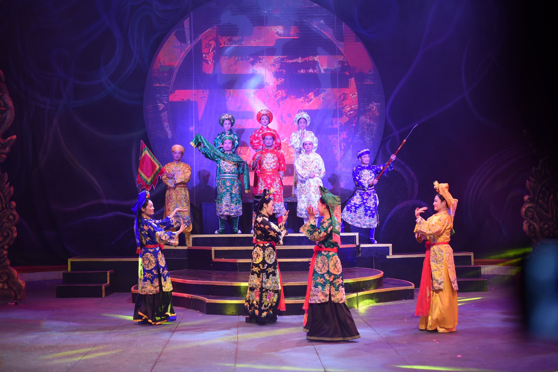 Sân khấu thủ đô chuẩn bị hàng khủng chào khán giả - Ảnh 3. Sân khấu thủ đô chuẩn bị hàng khủng chào khán giả - Ảnh 3.