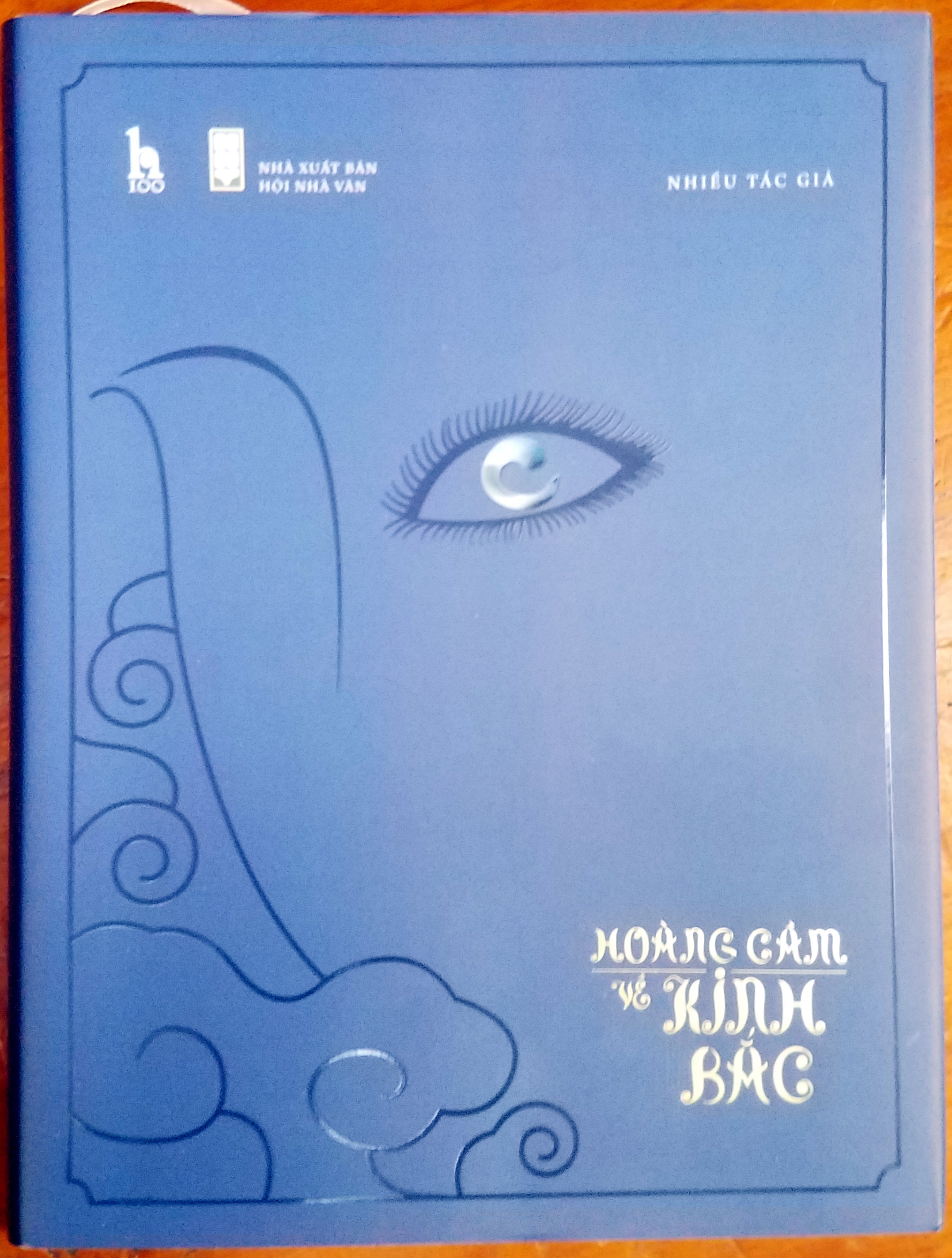 Hoàng Cầm thắp lên một mộng mơ đáng sống bằng chiếc lá diêu bông - Ảnh 3. Hoàng Cầm thắp lên một mộng mơ đáng sống bằng chiếc lá diêu bông - Ảnh 3.