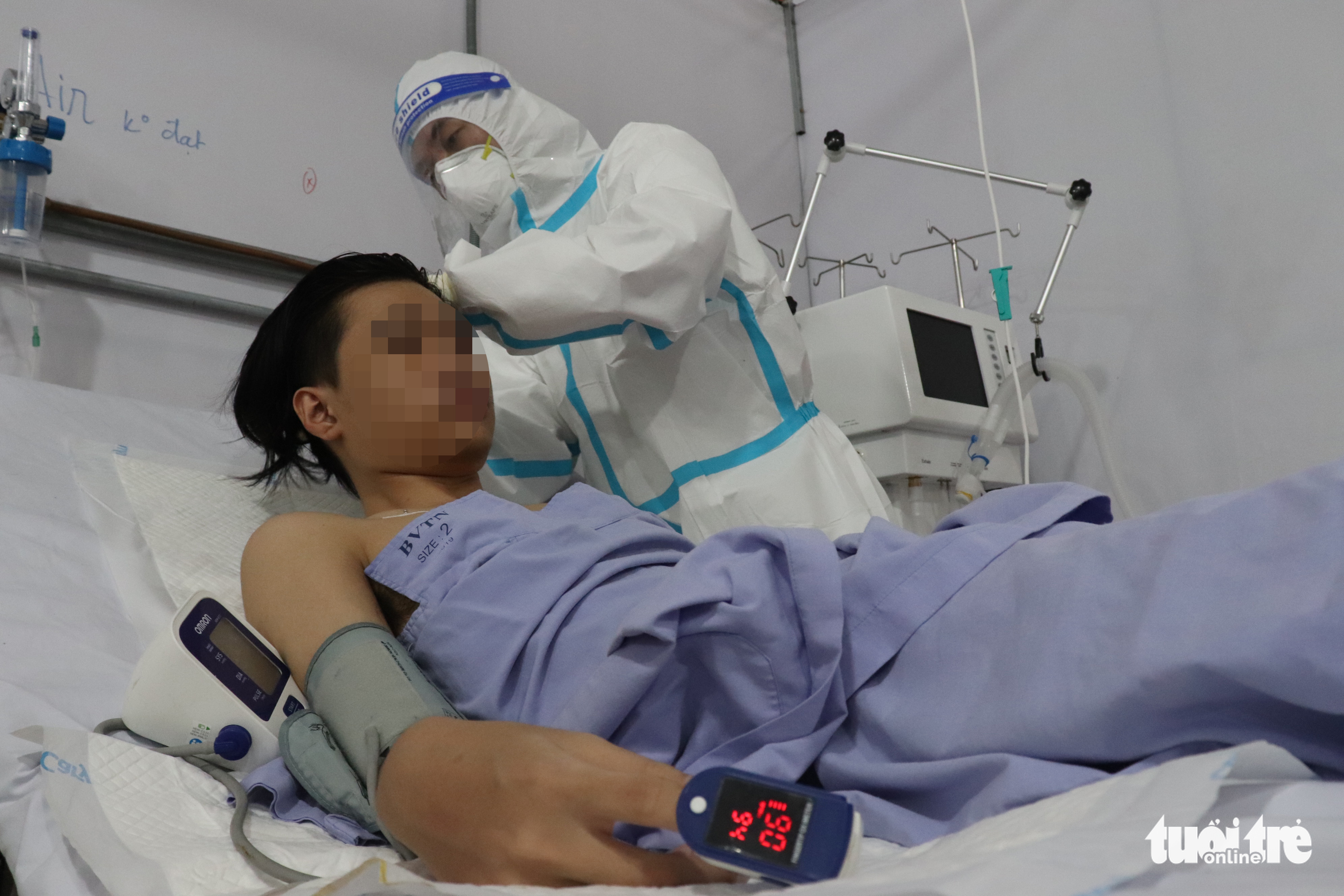 F0 không được gội đầu, kiêng quá coi chừng rước thêm bệnh - Ảnh 1. F0 không được gội đầu, kiêng quá coi chừng rước thêm bệnh - Ảnh 1.