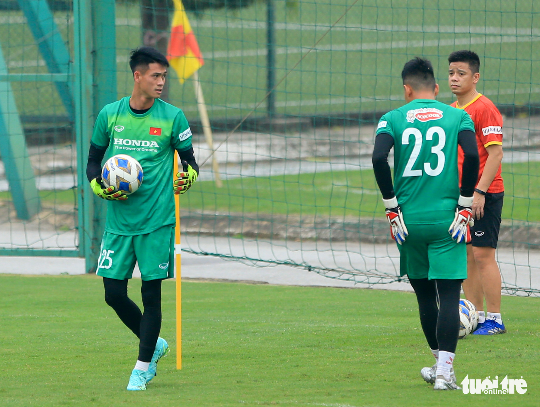 Hoàng Đức và Tiến Linh tập riêng, tuyển Việt Nam vắng nhiều nhân sự - Ảnh 5. Hoàng Đức và Tiến Linh tập riêng, tuyển Việt Nam vắng nhiều nhân sự - Ảnh 5.