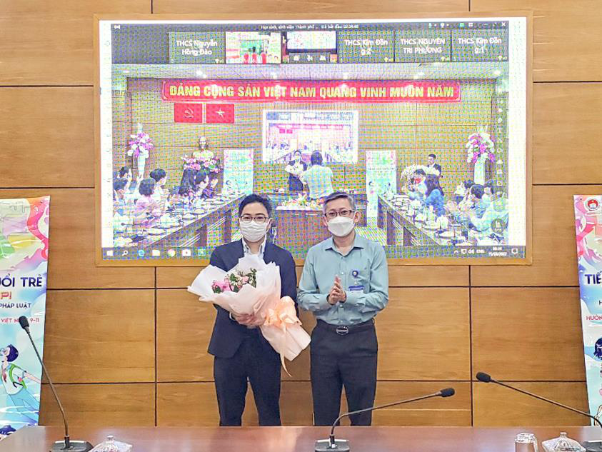 ‘Thế giới luật’ rộng lớn, Gen Z đã chinh phục thế nào? - Ảnh 4. ‘Thế giới luật’ rộng lớn, Gen Z đã chinh phục thế nào? - Ảnh 4.