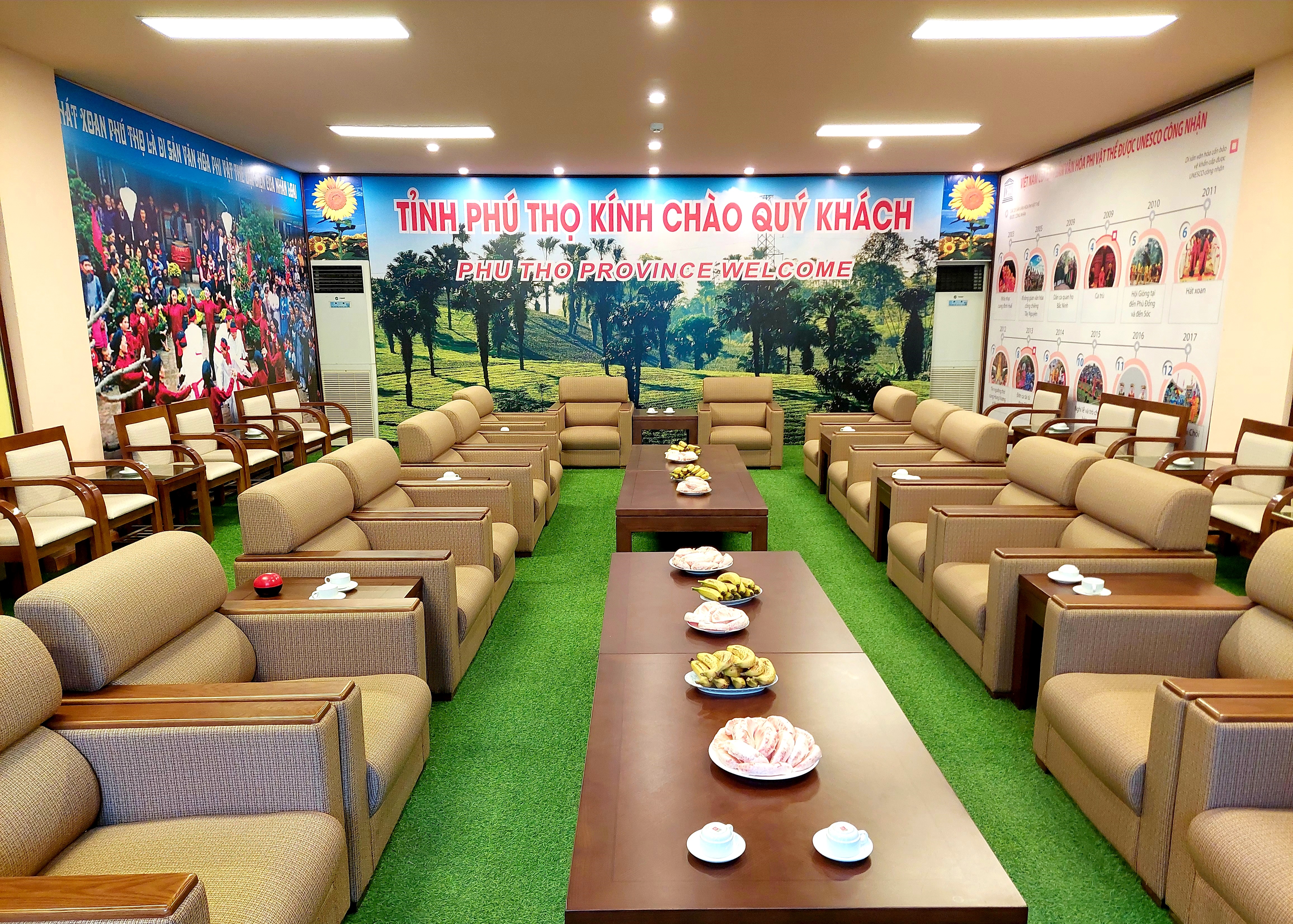 Sân Việt Trì chào đón thầy trò HLV Park Hang Seo đến thi đấu SEA Games 31 - Ảnh 6. Sân Việt Trì chào đón thầy trò HLV Park Hang Seo đến thi đấu SEA Games 31 - Ảnh 6.