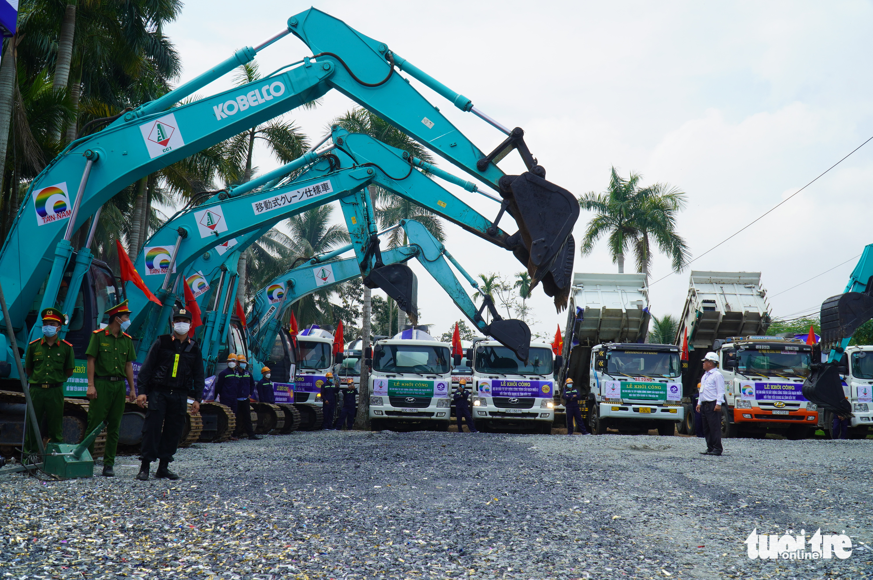 Khởi công xây dựng cầu Rạch Miễu 2 - Ảnh 3. Khởi công xây dựng cầu Rạch Miễu 2 - Ảnh 3.