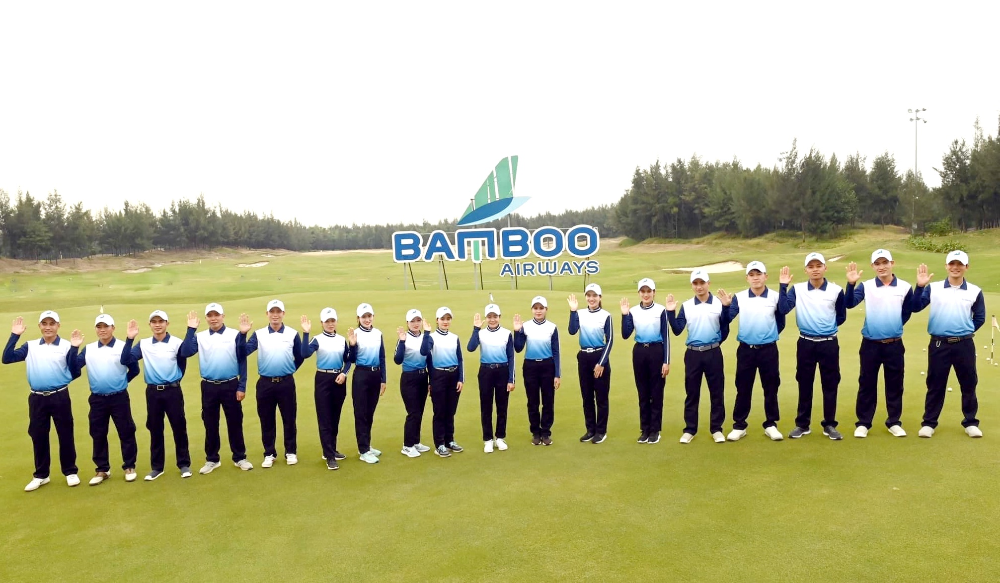 FLC Biscom tuyên bố tiếp tục tổ chức giải golf sau khi ông Trịnh Văn Quyết bị bắt - Ảnh 1.