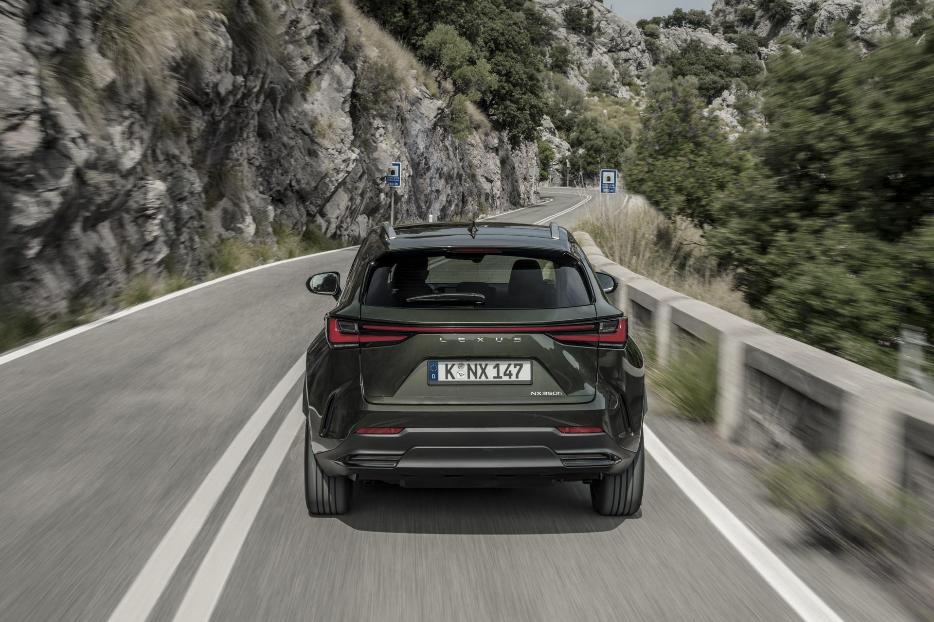 Bộ đôi SUV sắp ra mắt Việt Nam tháng 4: Đủ cho cả khách phổ thông và hạng sang - Ảnh 2. Bộ đôi SUV sắp ra mắt Việt Nam tháng 4: Đủ cho cả khách phổ thông và hạng sang - Ảnh 2.