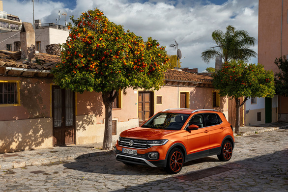 Bộ đôi SUV sắp ra mắt Việt Nam tháng 4: Đủ cho cả khách phổ thông và hạng sang - Ảnh 4. Bộ đôi SUV sắp ra mắt Việt Nam tháng 4: Đủ cho cả khách phổ thông và hạng sang - Ảnh 4.