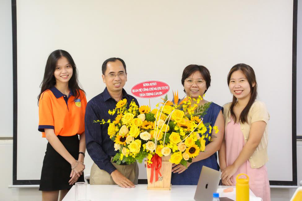 Sinh viên Quan hệ công chúng HUTECH ‘học lưu động’ cùng chuyên gia - Ảnh 5. Sinh viên Quan hệ công chúng HUTECH ‘học lưu động’ cùng chuyên gia - Ảnh 5.