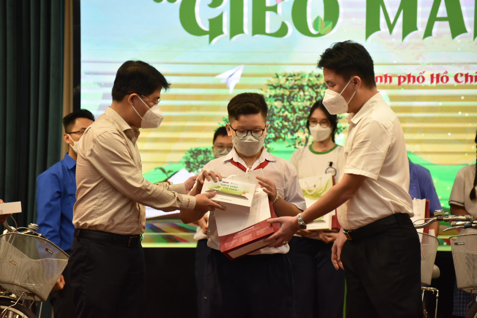 Gieo mam tri thuc Gieo mam tri thuc