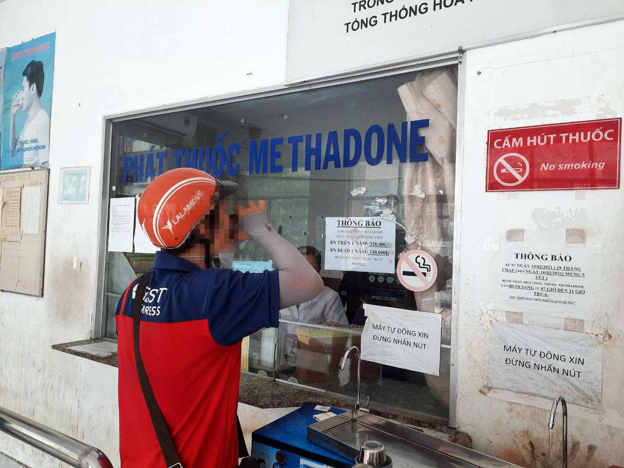 Vì sao nhiều người cai nghiện bỏ điều trị bằng methadone? - Ảnh 1. Vì sao nhiều người cai nghiện bỏ điều trị bằng methadone? - Ảnh 1.