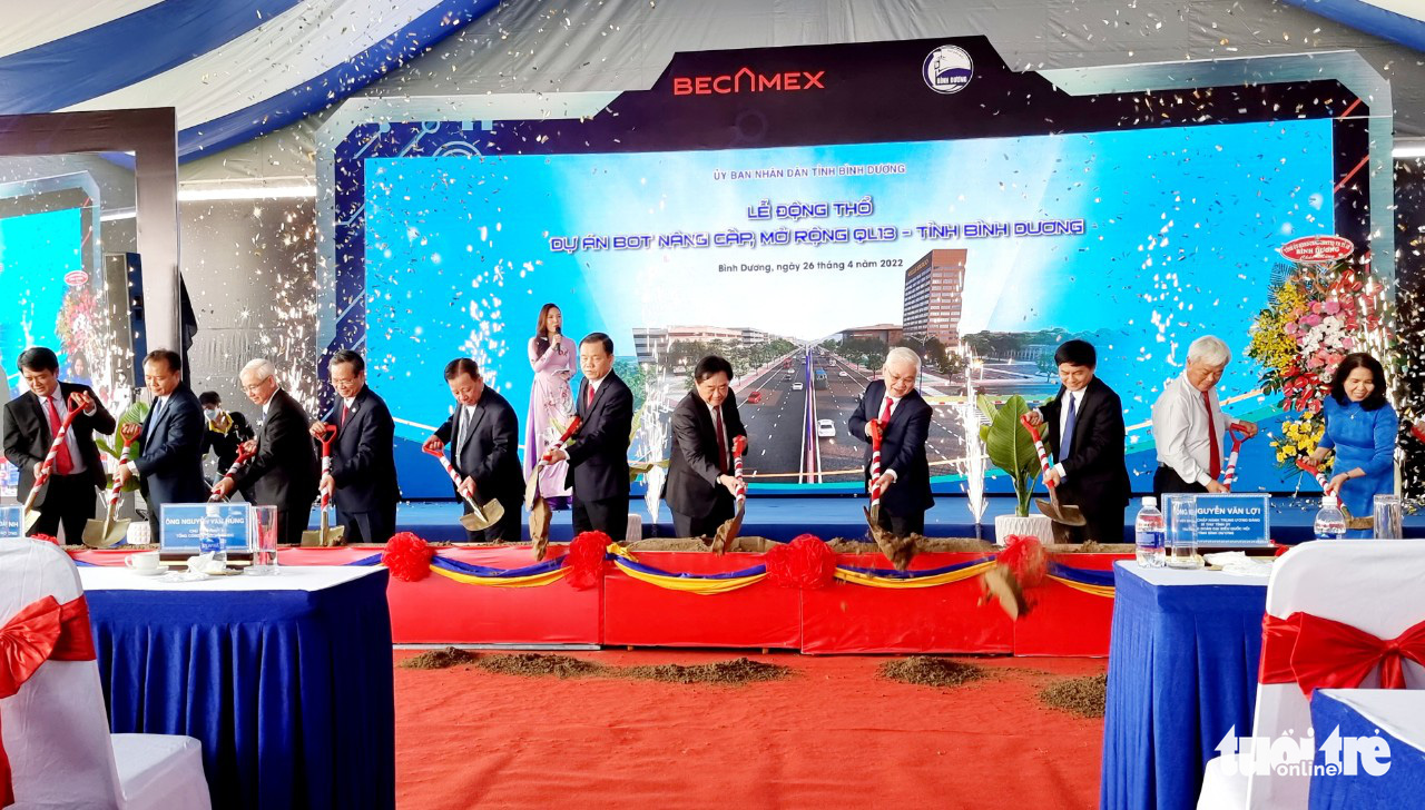 Khởi công mở rộng quốc lộ 13 nối TP.HCM - Bình Dương lên 8 làn xe - Ảnh 2.