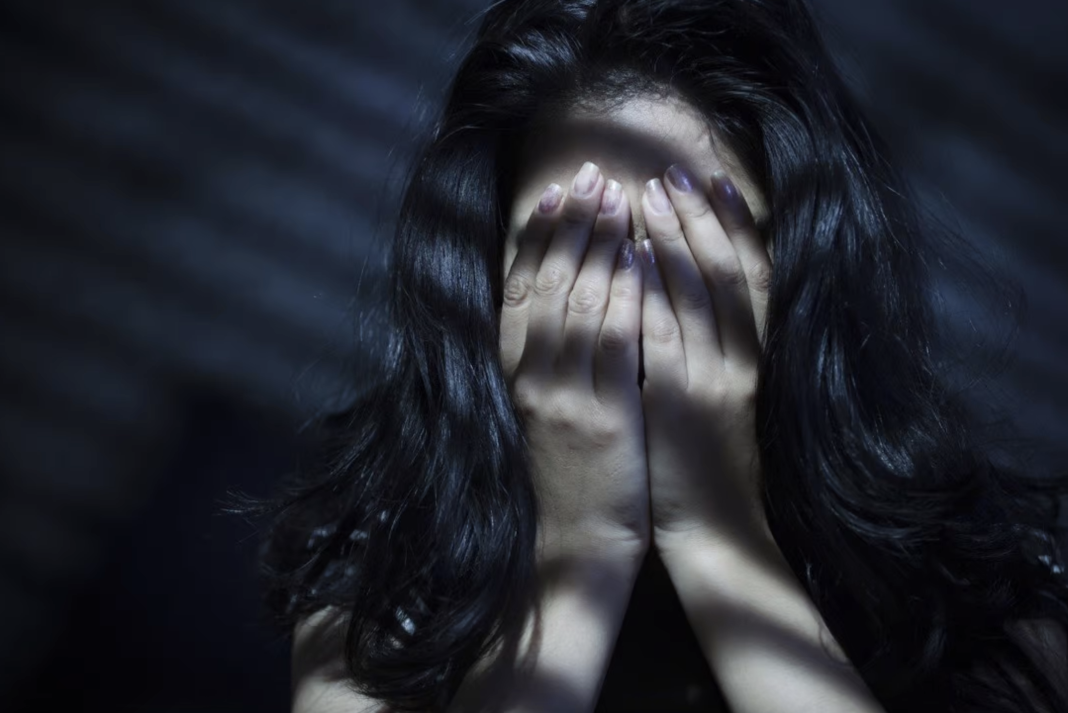 Chứng ám ảnh sợ xã hội nở rộ ở người trẻ Trung Quốc vì lạm dụng thế giới ảo - Ảnh 1. Chứng ám ảnh sợ xã hội nở rộ ở người trẻ Trung Quốc vì lạm dụng thế giới ảo - Ảnh 1.