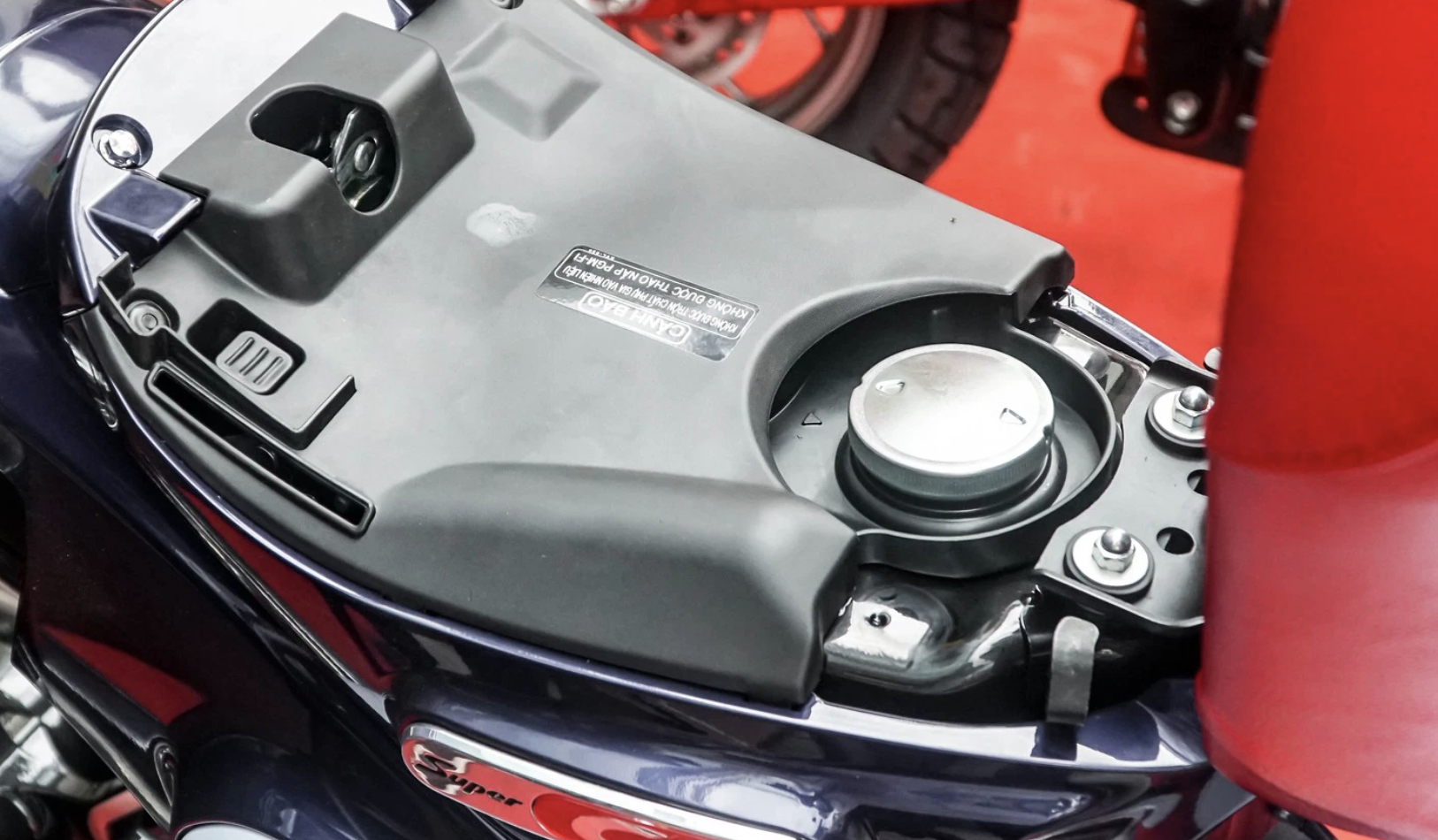 Giá Honda Super Cub hơn 150 triệu đồng, dân buôn lãi gấp đôi - Ảnh 7. Giá Honda Super Cub hơn 150 triệu đồng, dân buôn lãi gấp đôi - Ảnh 7.