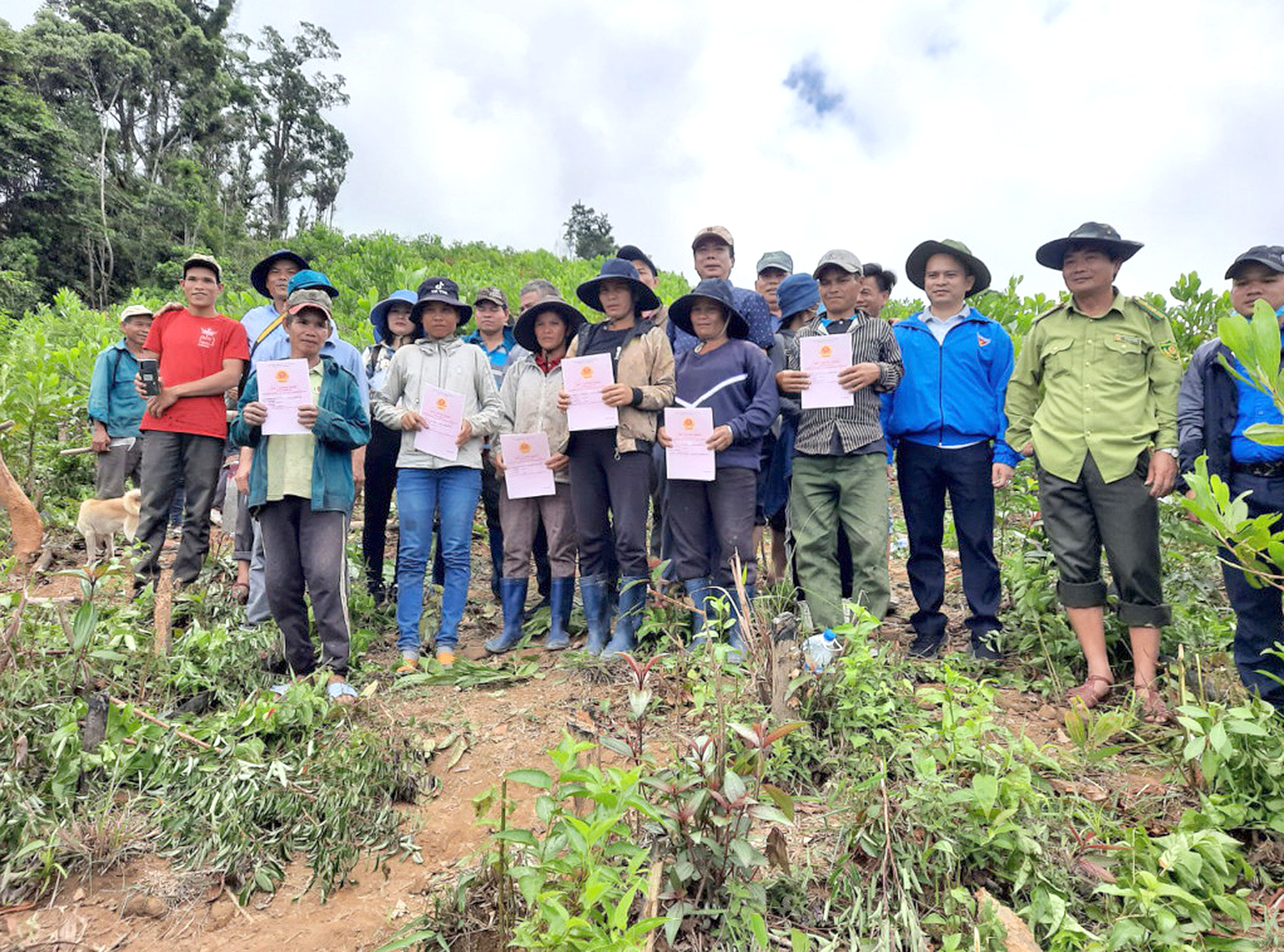 Những vụ tranh chấp đất đai kết thúc bằng tình người - Ảnh 1. Những vụ tranh chấp đất đai kết thúc bằng tình người - Ảnh 1.