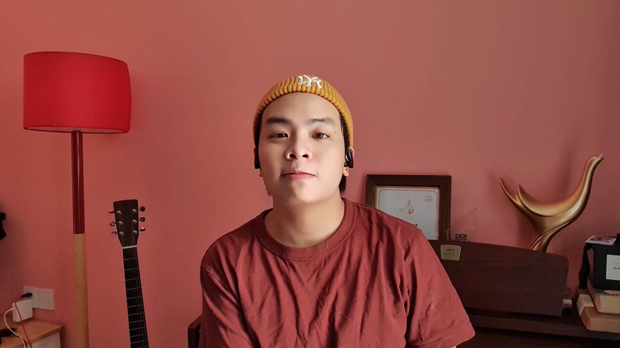 Hứa Vĩ Văn bán tranh để hỗ trợ trẻ mồ côi, Quyền Linh khâm phục mẹ đơn thân đi chống dịch - Ảnh 5. Hứa Vĩ Văn bán tranh để hỗ trợ trẻ mồ côi, Quyền Linh khâm phục mẹ đơn thân đi chống dịch - Ảnh 5.