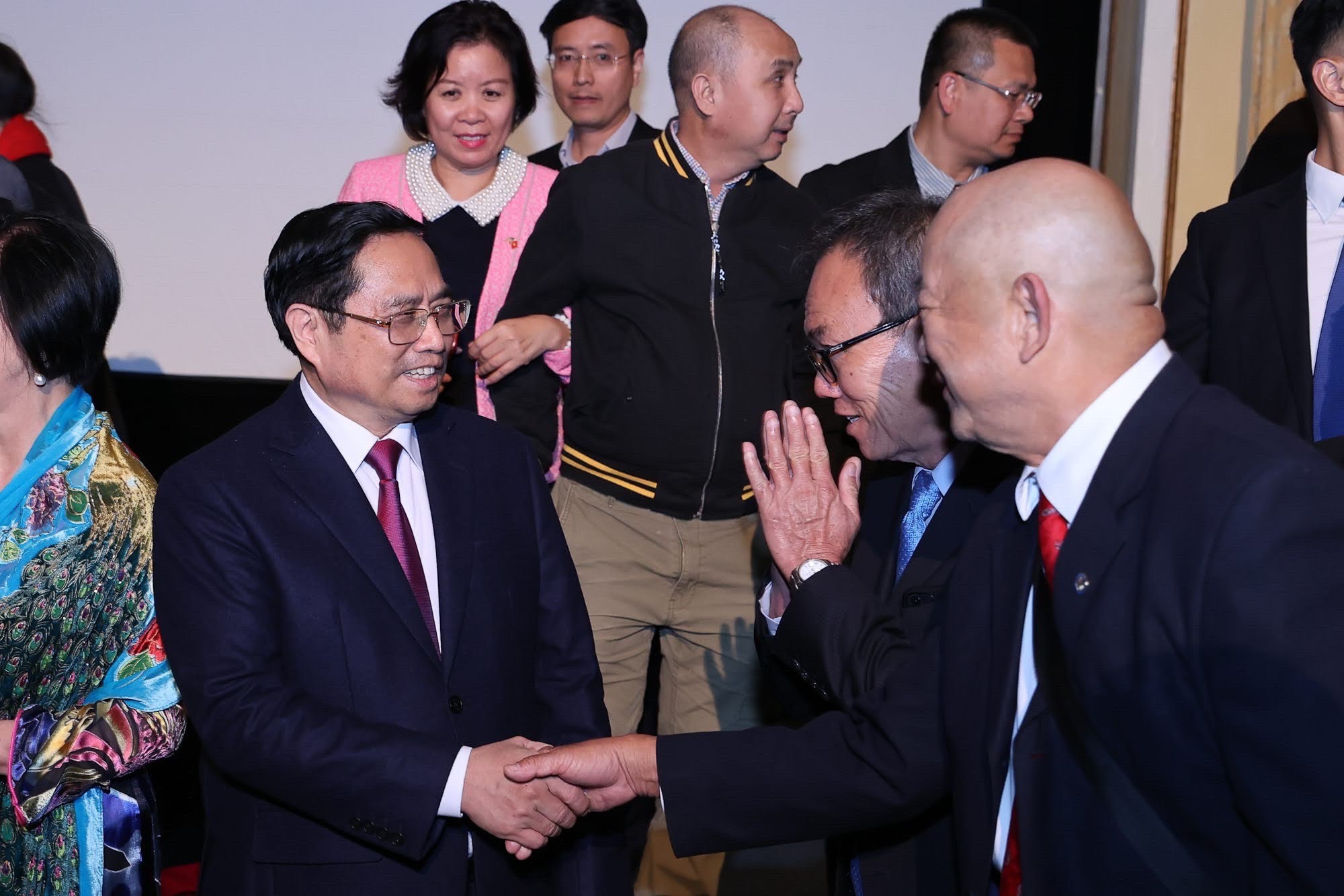 Thủ tướng đề cập chuyện học lịch sử khi gặp kiều bào tại California - Ảnh 1. Thủ tướng đề cập chuyện học lịch sử khi gặp kiều bào tại California - Ảnh 1.