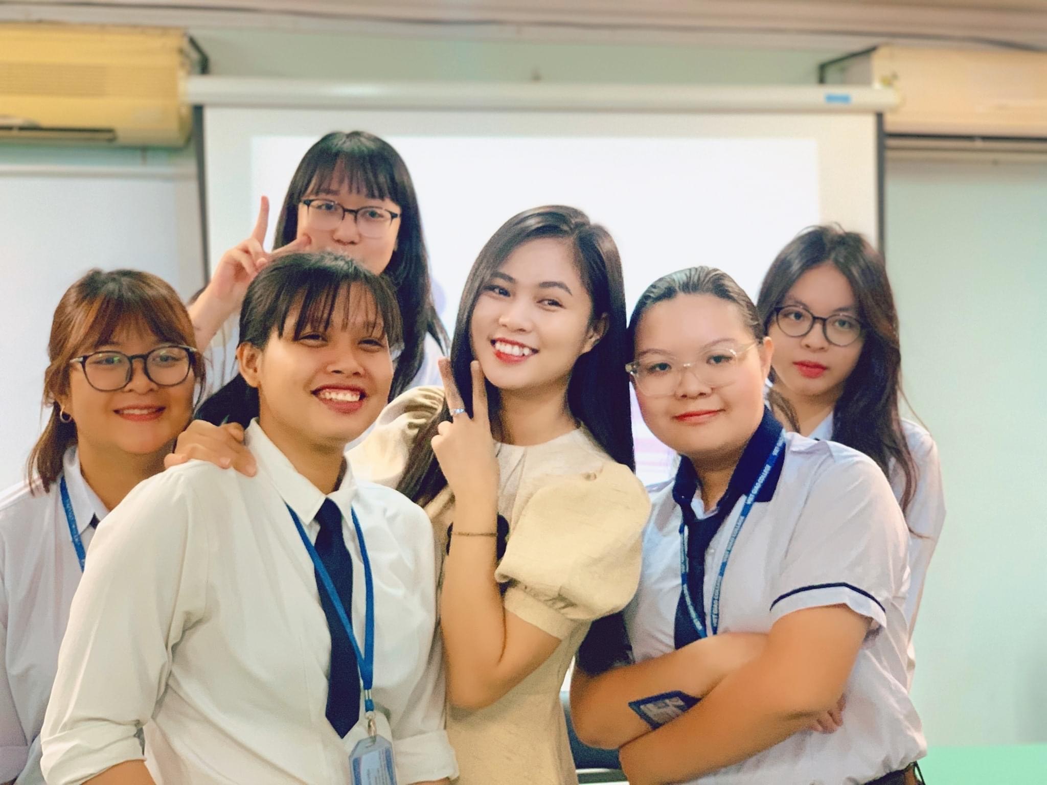 Hết lớp 9 nên học nghề gì, ở đâu? - Ảnh 1. Hết lớp 9 nên học nghề gì, ở đâu? - Ảnh 1.