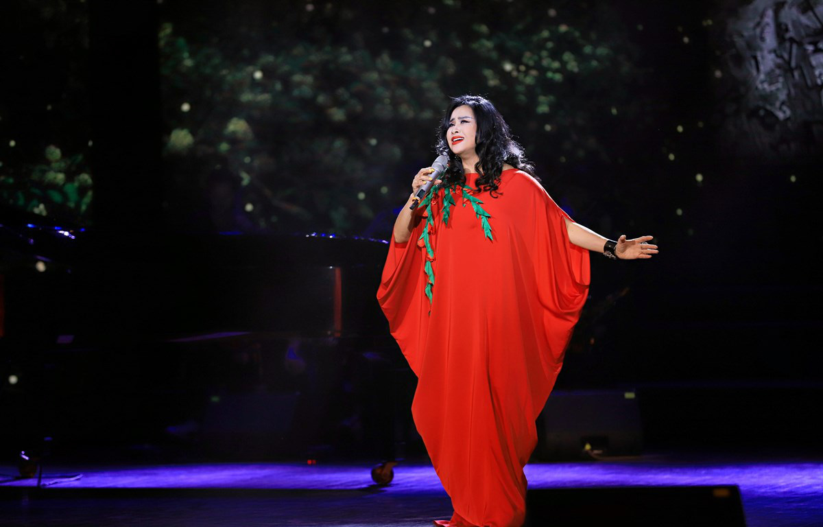 Đêm nhạc Hà Nội phố 2 nối dài những tuyệt phẩm về tình yêu - Ảnh 1. Đêm nhạc Hà Nội phố 2 nối dài những tuyệt phẩm về tình yêu - Ảnh 1.