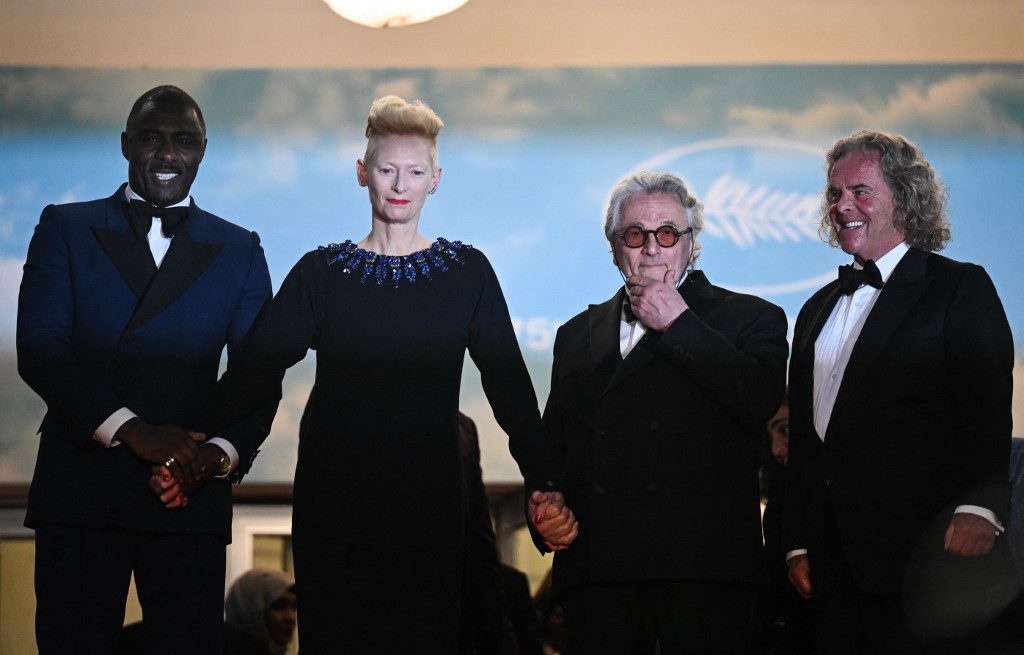 Những quý ông lịch lãm trên thảm đỏ Cannes - Ảnh 3. Những quý ông lịch lãm trên thảm đỏ Cannes - Ảnh 3.