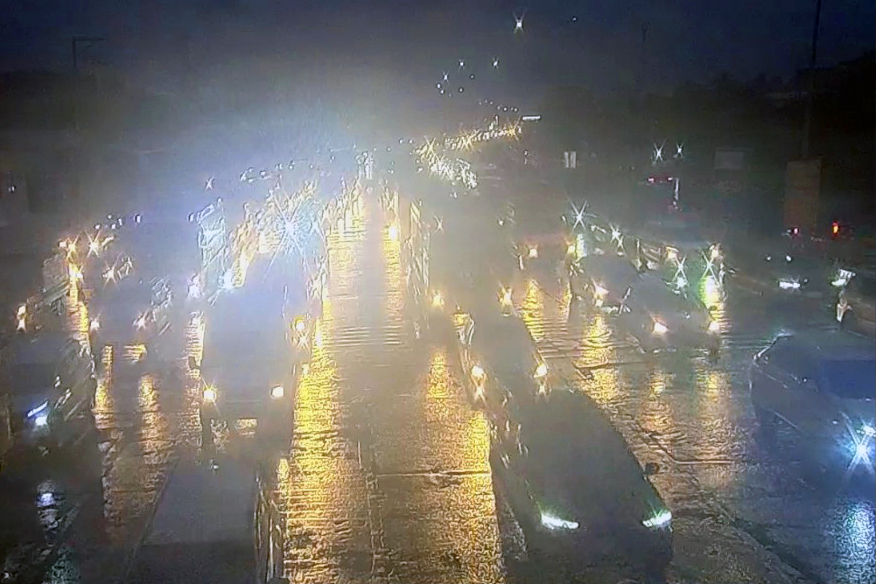 Dòng xe từ Vũng Tàu đổ dồn về TP.HCM, quốc lộ 51 và cao tốc ùn ứ kéo dài - Ảnh 1. Dòng xe từ Vũng Tàu đổ dồn về TP.HCM, quốc lộ 51 và cao tốc ùn ứ kéo dài - Ảnh 1.