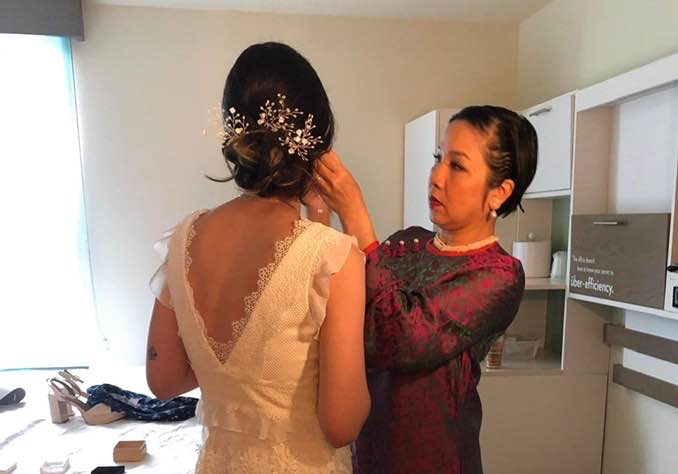 Mỹ Linh chăm chút cho con gái Anna Trương trong ngày cưới; nghệ sĩ Phượng Loan dần ổn định - Ảnh 3. Mỹ Linh chăm chút cho con gái Anna Trương trong ngày cưới; nghệ sĩ Phượng Loan dần ổn định - Ảnh 3.