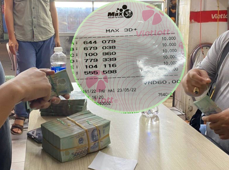 Vừa trúng Max 3D+ tiền tỉ, người chơi nhận thưởng liền tay - Ảnh 1. Vừa trúng Max 3D+ tiền tỉ, người chơi nhận thưởng liền tay - Ảnh 1.