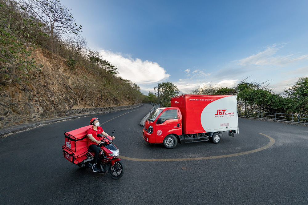 Đánh dấu 4 năm hoạt động, J&T Express ra mắt Trung tâm trung chuyển mới - Ảnh 1. Đánh dấu 4 năm hoạt động, J&T Express ra mắt Trung tâm trung chuyển mới - Ảnh 1.