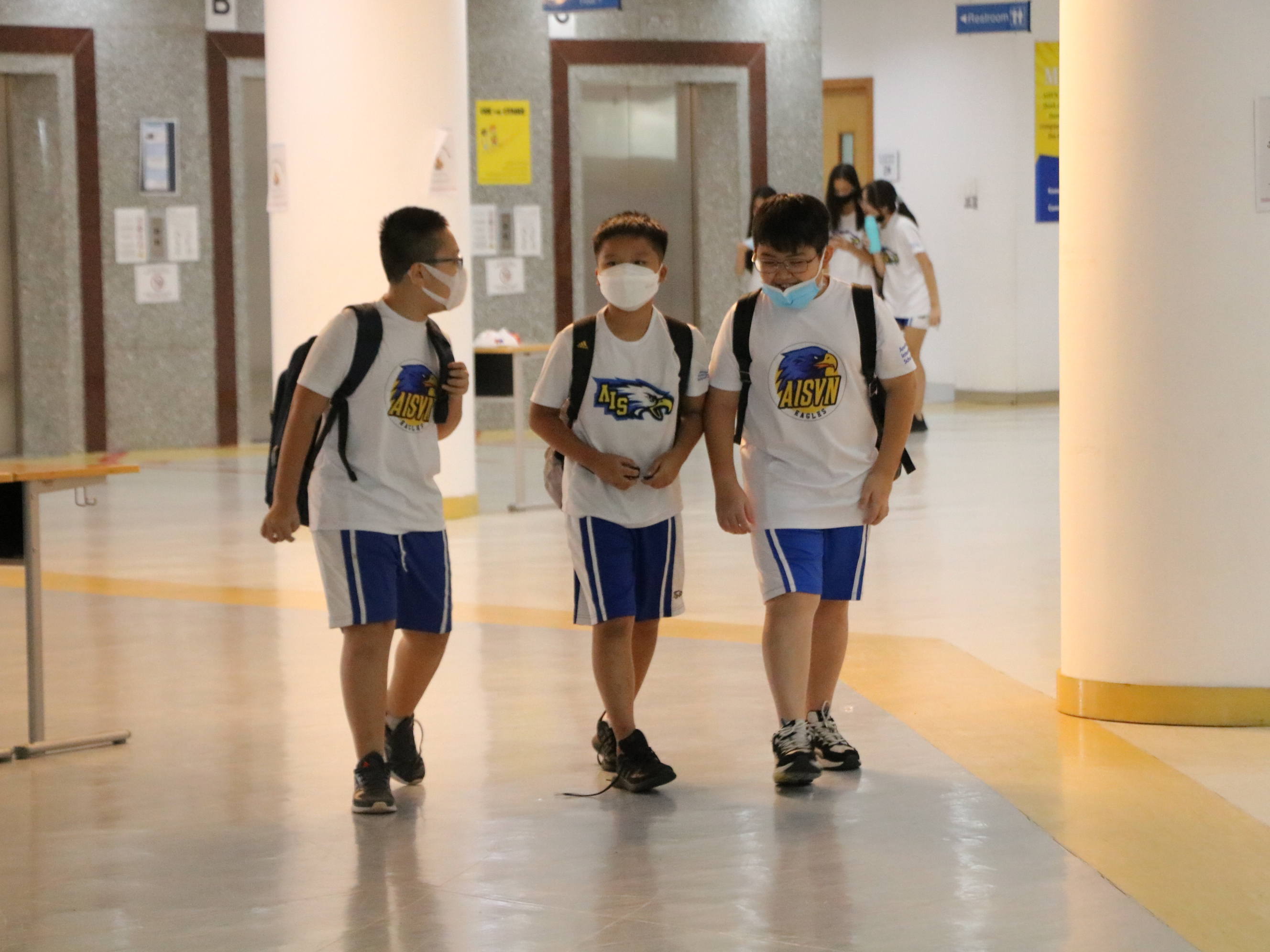 Bạo lực học đường trong trường quốc tế: Đừng phán xét học sinh! - Ảnh 3. Bạo lực học đường trong trường quốc tế: Đừng phán xét học sinh! - Ảnh 3.