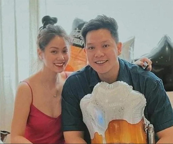 Vụ bé gái 8 tuổi tử vong: Lấy cớ dạy dỗ, cha ruột, dì ghẻ đánh bé bất cứ lúc nào - Ảnh 1. Vụ bé gái 8 tuổi tử vong: Lấy cớ dạy dỗ, cha ruột, dì ghẻ đánh bé bất cứ lúc nào - Ảnh 1.