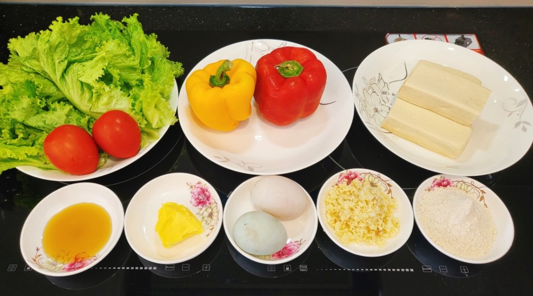 Đậu hũ chiên giòn sốt trứng muối: nói món chay cũng đúng, nói món mặn không sai - Ảnh 2. Đậu hũ chiên giòn sốt trứng muối: nói món chay cũng đúng, nói món mặn không sai - Ảnh 2.