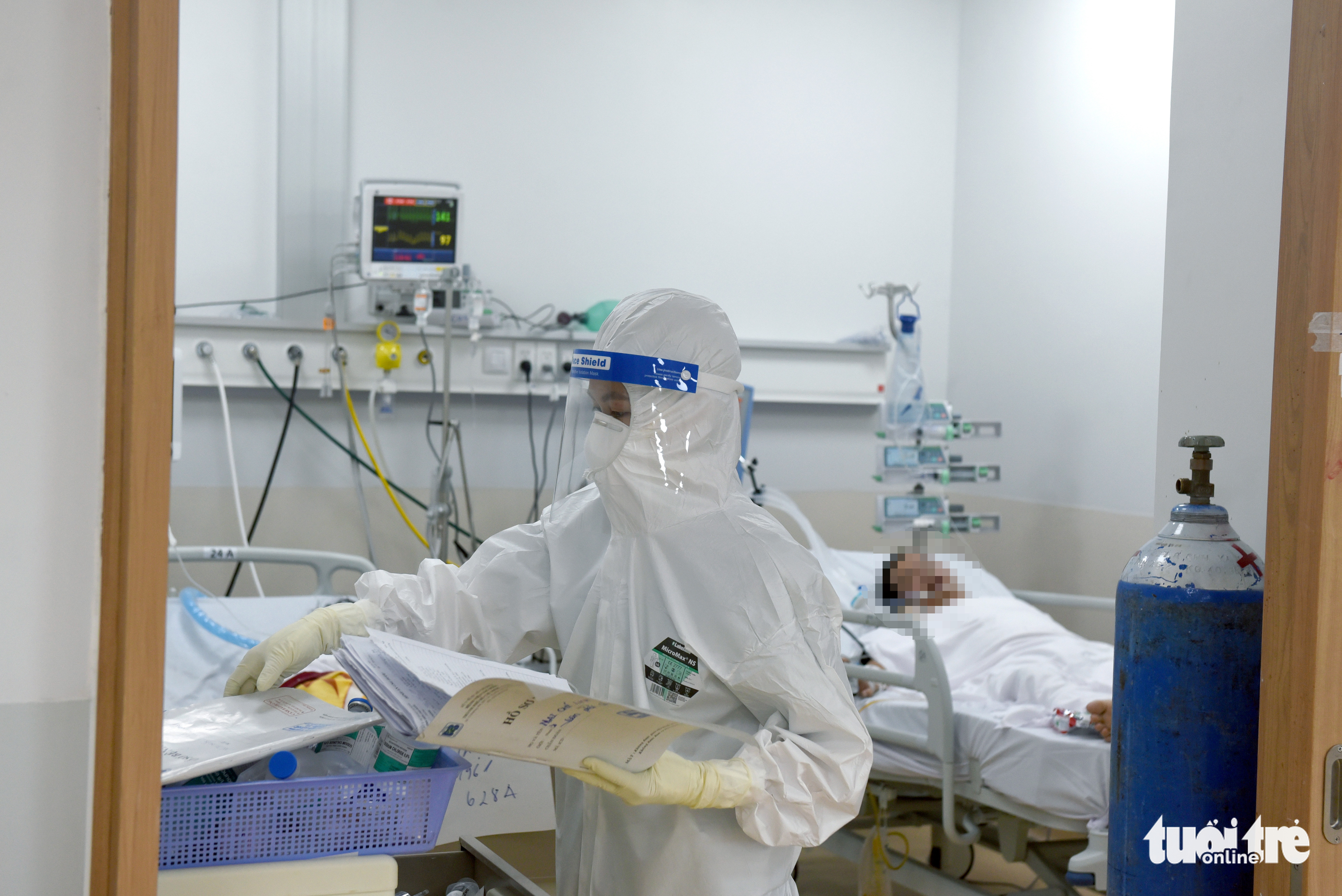 70% người bị COVID-19 nguy kịch hồi sinh từ ICU - Ảnh 1. 70% người bị COVID-19 nguy kịch hồi sinh từ ICU - Ảnh 1.