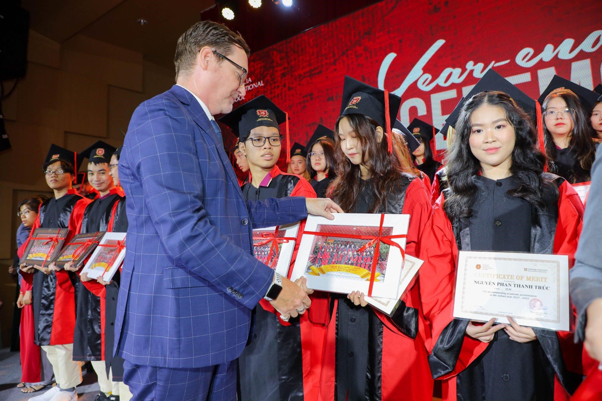 Gặp gỡ những gương mặt Gen Z nổi bật trưởng thành từ VAS - Ảnh 4. Gặp gỡ những gương mặt Gen Z nổi bật trưởng thành từ VAS - Ảnh 4.