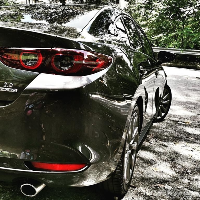 Chủ xe Mazda3: Chỉ nhìn thử đã chốt ngay không do dự - Ảnh 7. Chủ xe Mazda3: Chỉ nhìn thử đã chốt ngay không do dự - Ảnh 7.