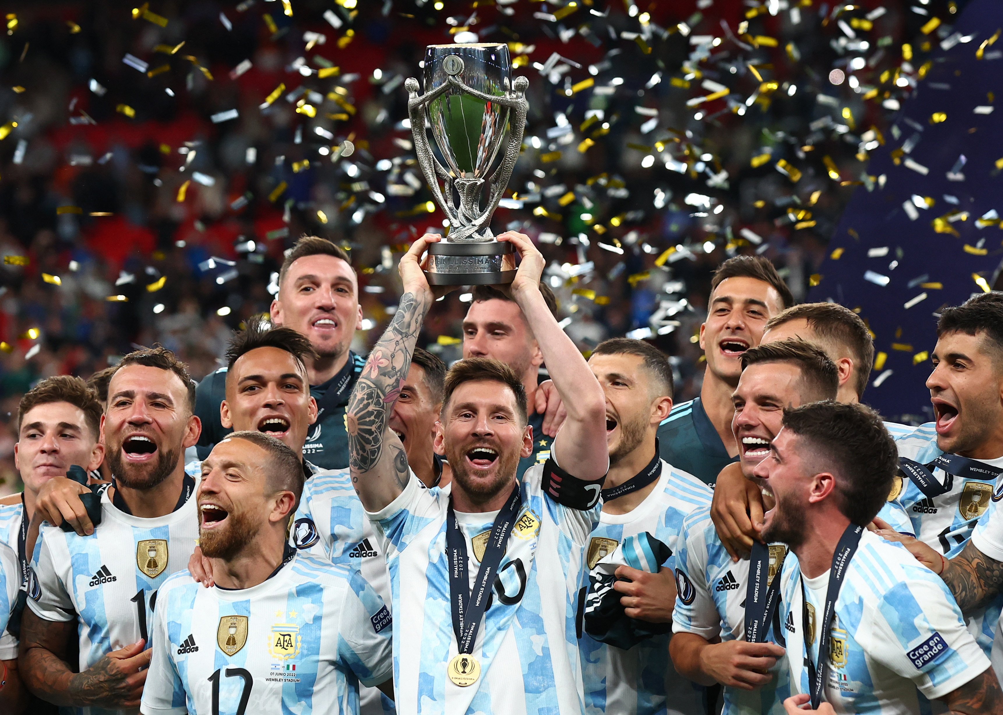 Messi tỏa sáng giúp Argentina đè bẹp Ý, đoạt Siêu cúp liên lục địa - Ảnh 1. Messi tỏa sáng giúp Argentina đè bẹp Ý, đoạt Siêu cúp liên lục địa - Ảnh 1.