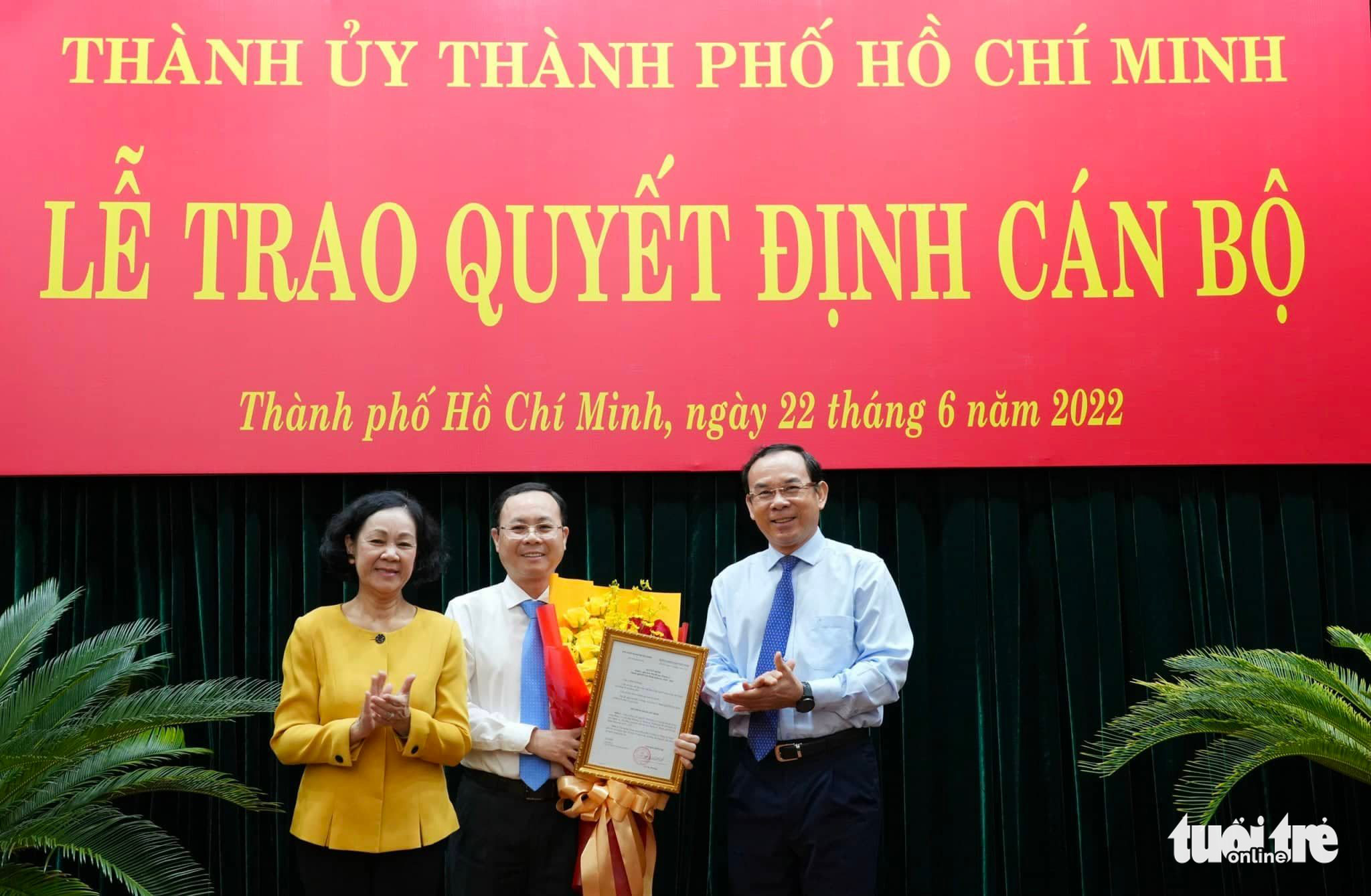 Ông Nguyễn Văn Hiếu làm phó bí thư Thành ủy TP.HCM - Ảnh 2. Ông Nguyễn Văn Hiếu làm phó bí thư Thành ủy TP.HCM - Ảnh 2.