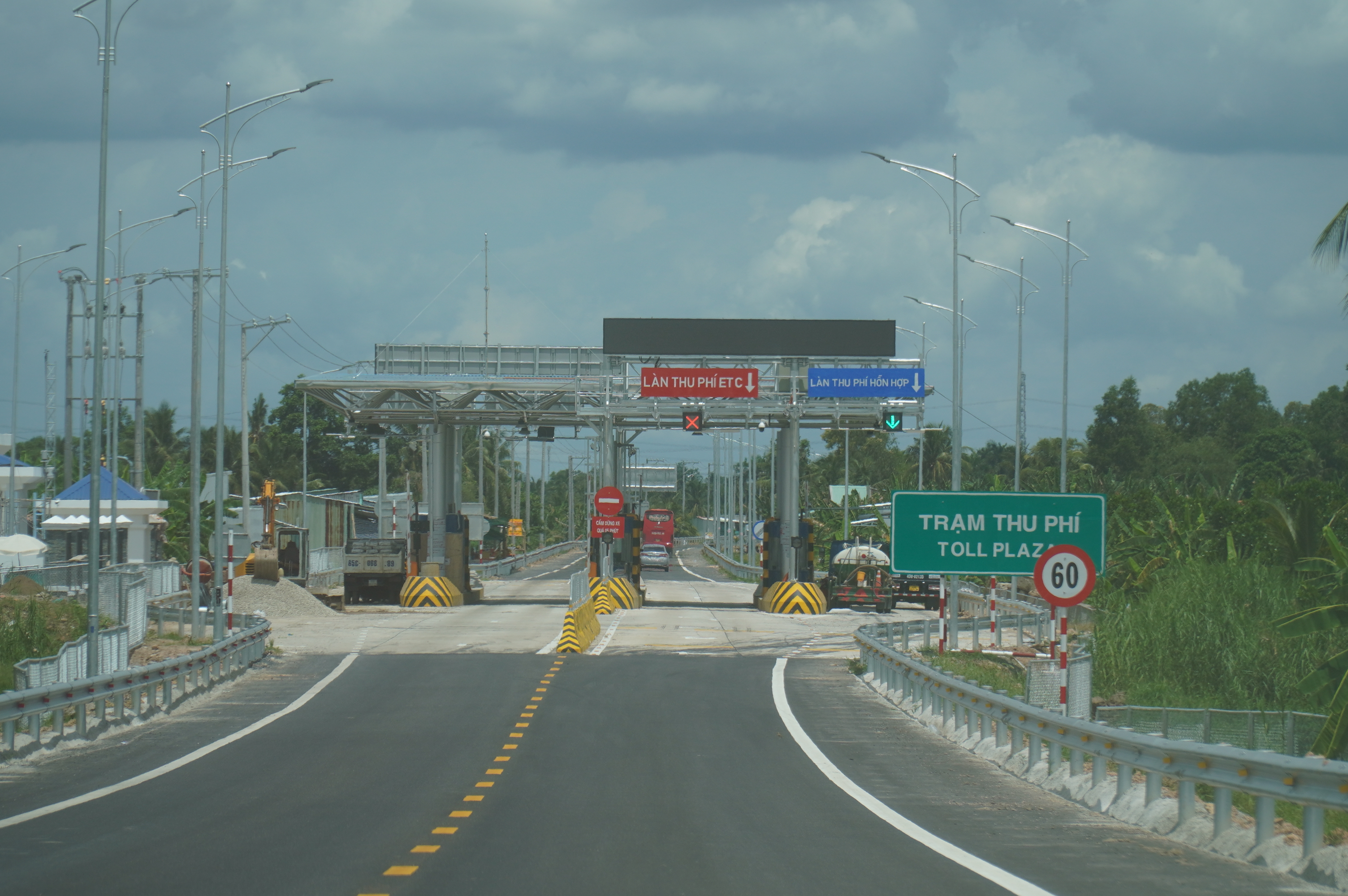 Thu phí thử nghiệm cao tốc Trung Lương - Mỹ Thuận trong 1 tuần - Ảnh 1. Thu phí thử nghiệm cao tốc Trung Lương - Mỹ Thuận trong 1 tuần - Ảnh 1.
