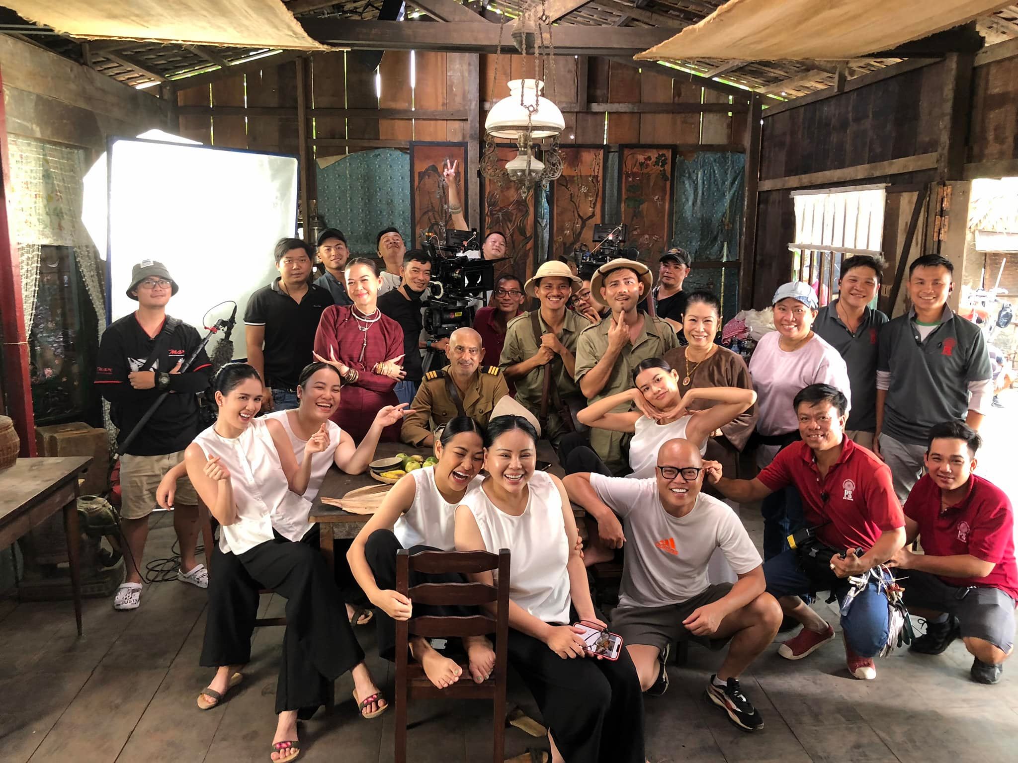 Bộ phim đầu tiên làm về thảm họa cháy nổ kinh hoàng tại Việt Nam - Ảnh 3. Bộ phim đầu tiên làm về thảm họa cháy nổ kinh hoàng tại Việt Nam - Ảnh 3.